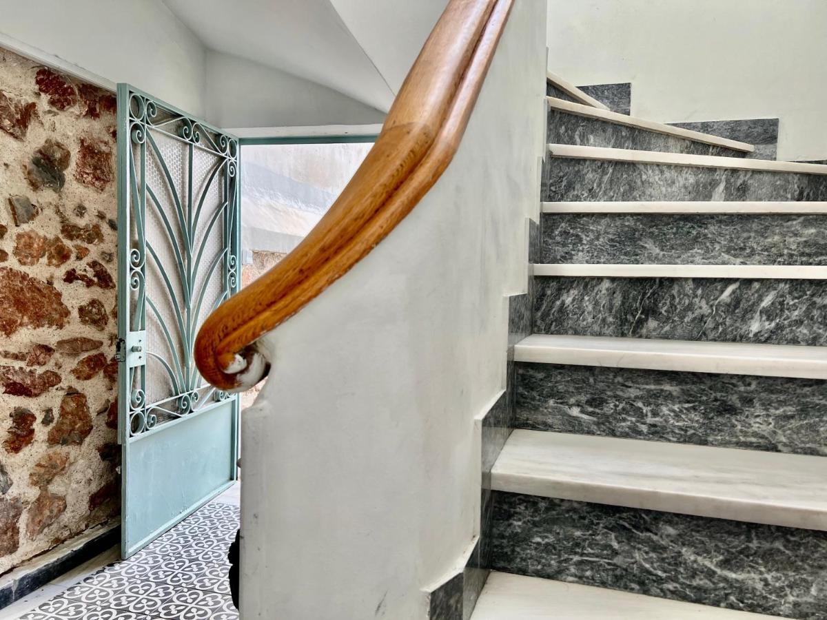 Five Brand New Boutique Apartments Central Atenas Exterior foto